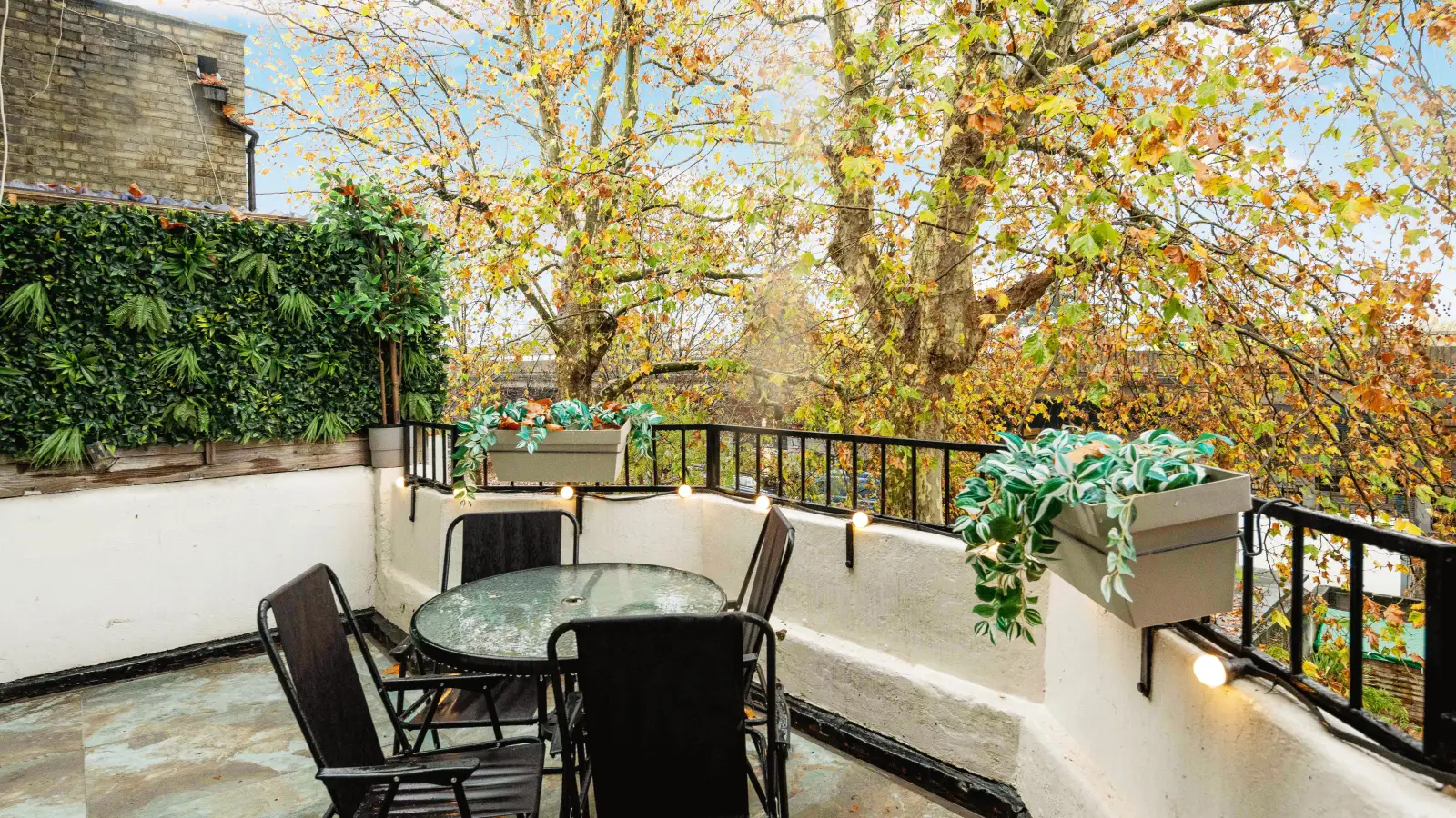 Flat Cambridge Gardens in Greater London