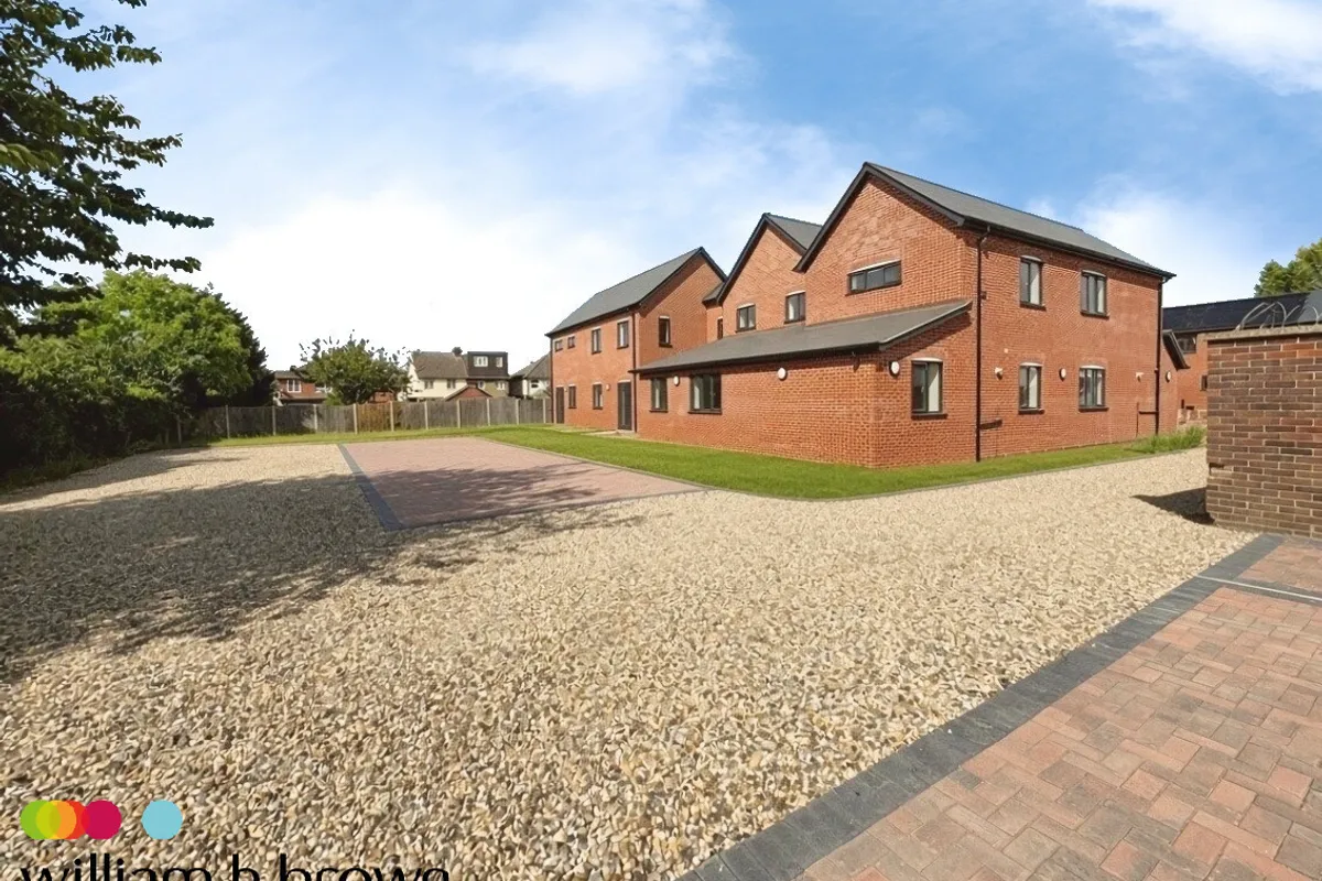 Flat Rayne Road in Braintree