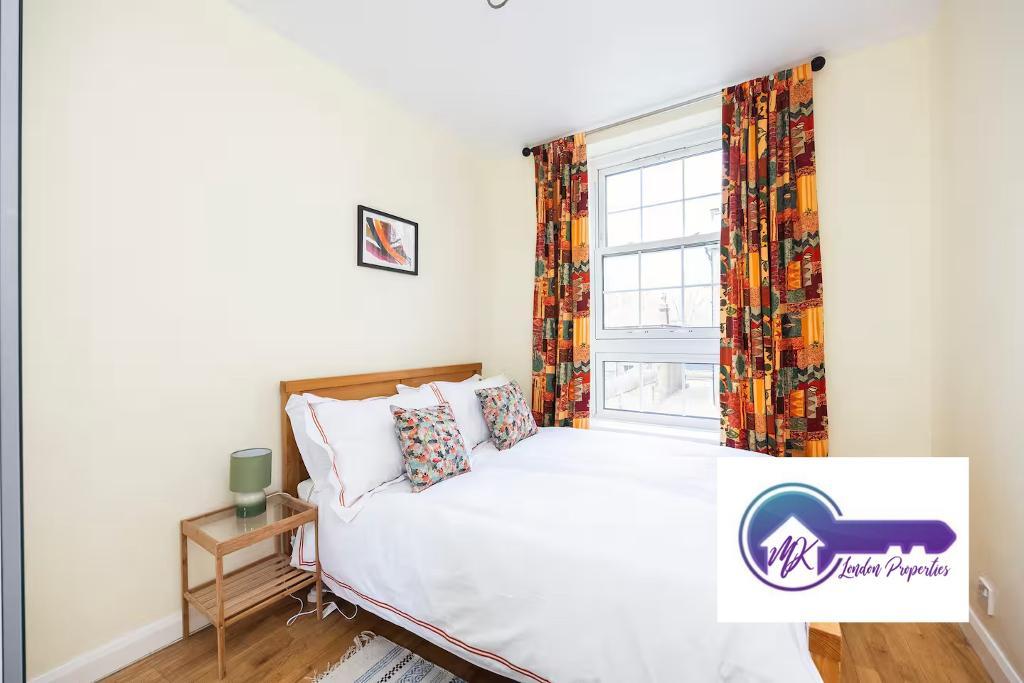 Flat McMillan Street in Greater London