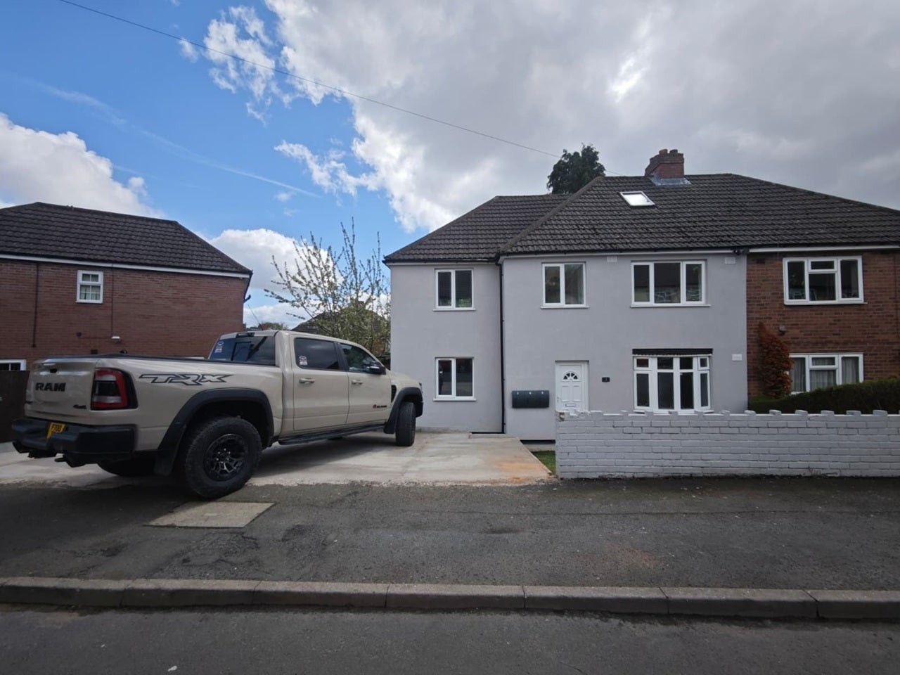 House Springfield Crescent in Dudley