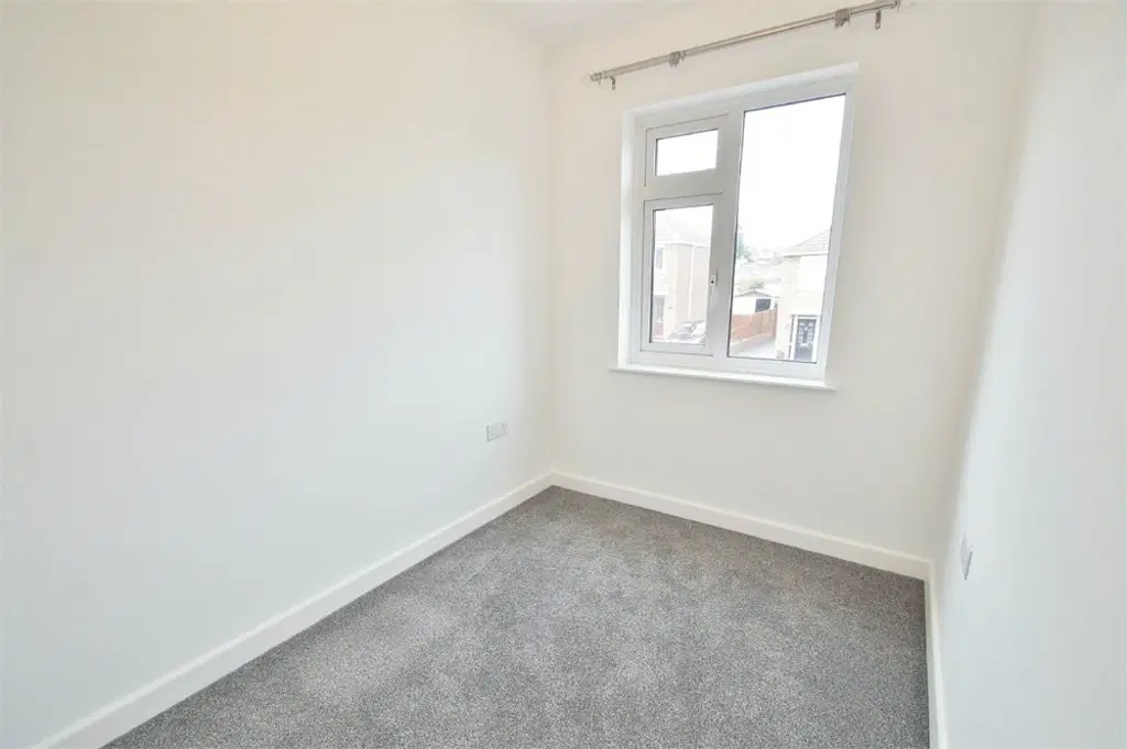 Flat Collingwood Avenue in Rugby