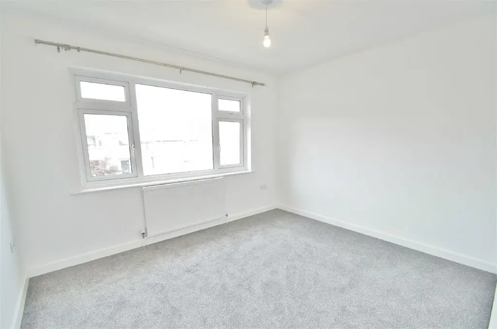 Flat Collingwood Avenue in Rugby