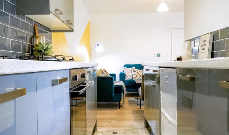 Room Ruskin Avenue in Manchester
