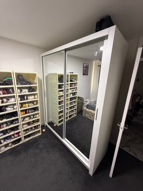Room Paddington Close in Salford