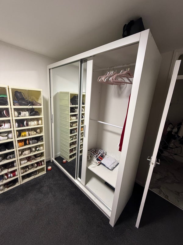 Room Paddington Close in Salford