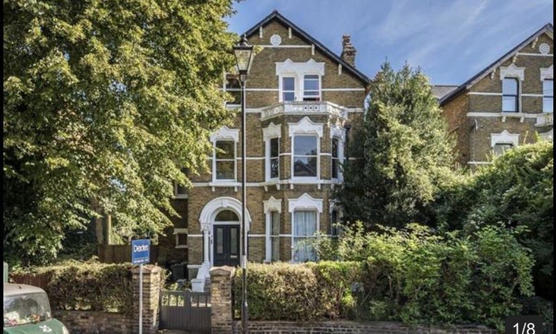 Room Tressillian Crescent in Greater London