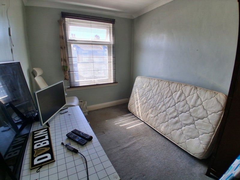 Room Albert Road in Greater London