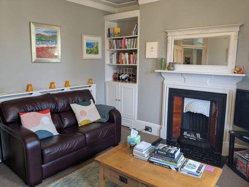 Room Honeybourne Road in Greater London