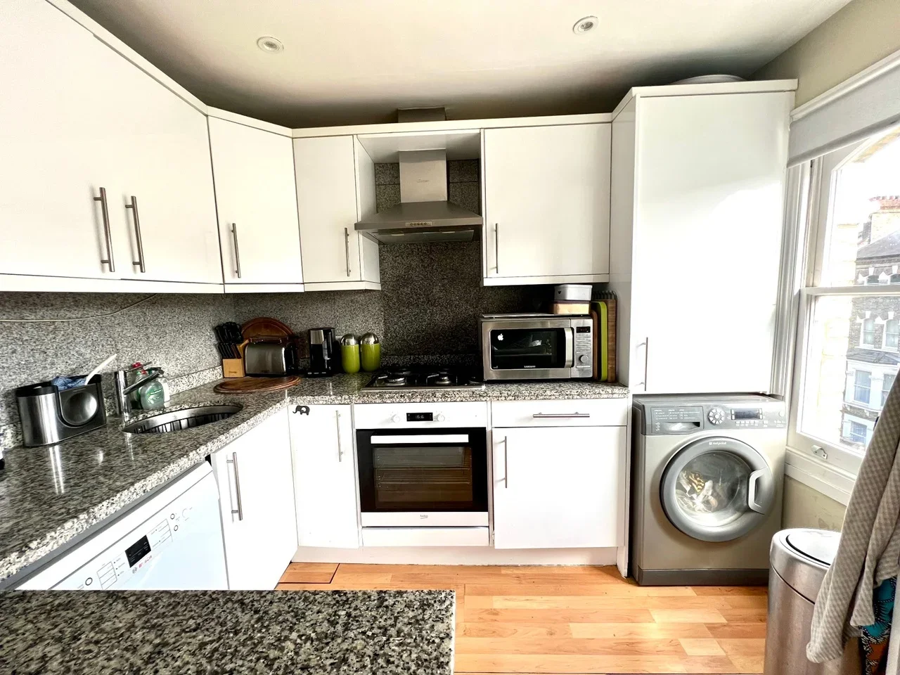 Flat Edith Road in Greater London