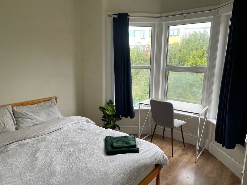 Room Hawarden Road in Greater London