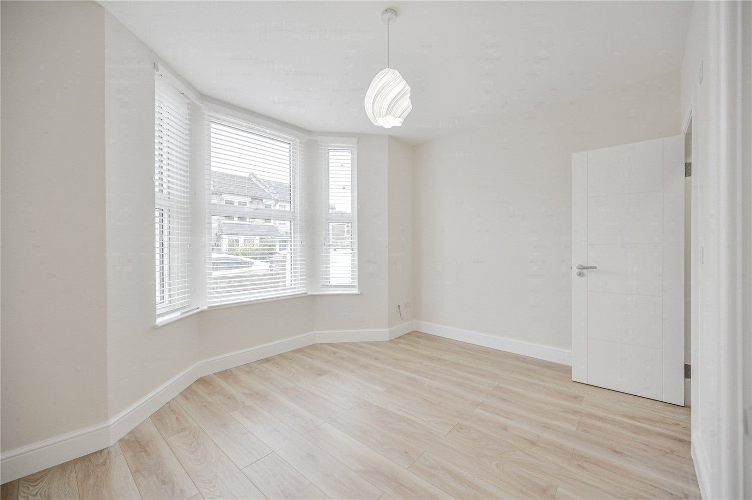 Flat Marlborough Road in Greater London