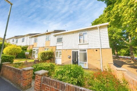 House Abbey Road in Basingstoke and Deane