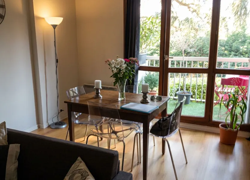 Appartement Chemin de la Tassine à Saint-Genis-Laval