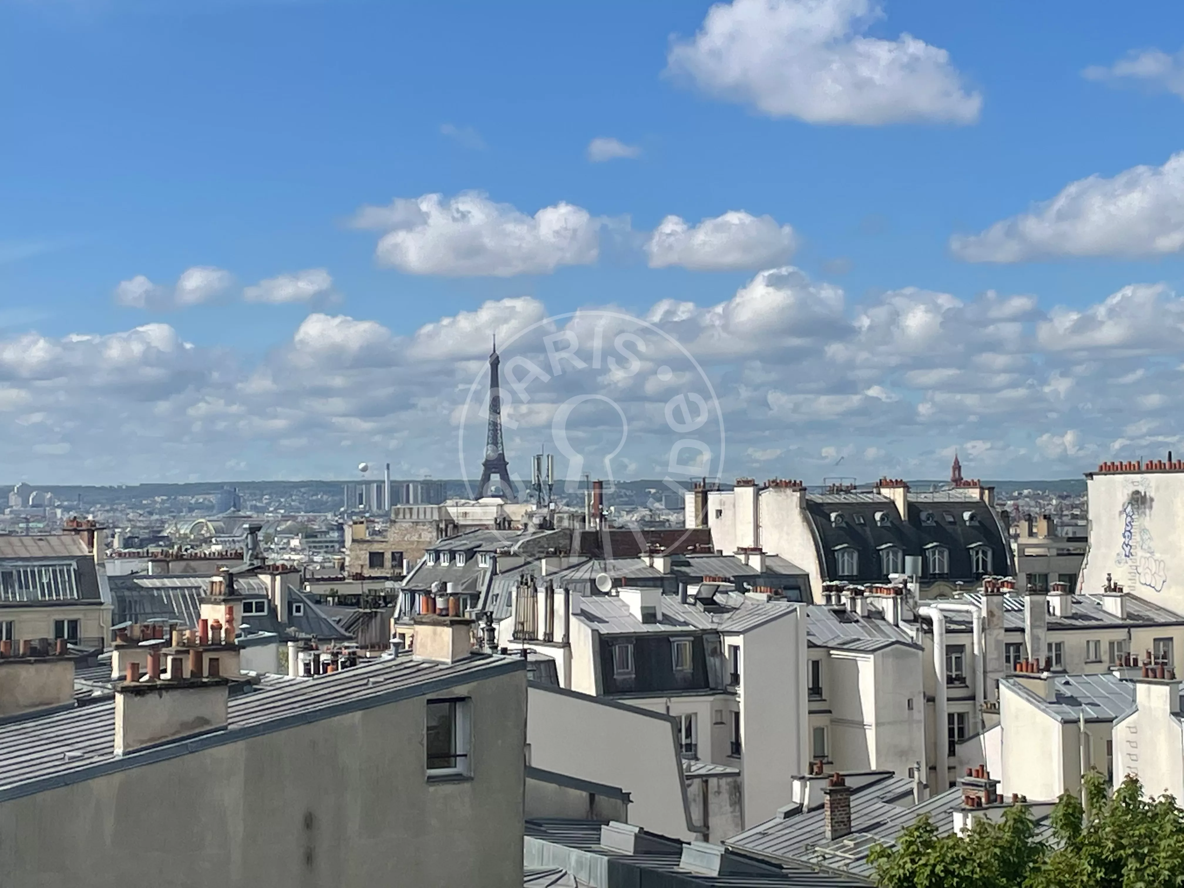 Appartement Rue Germain Pilon à Paris
