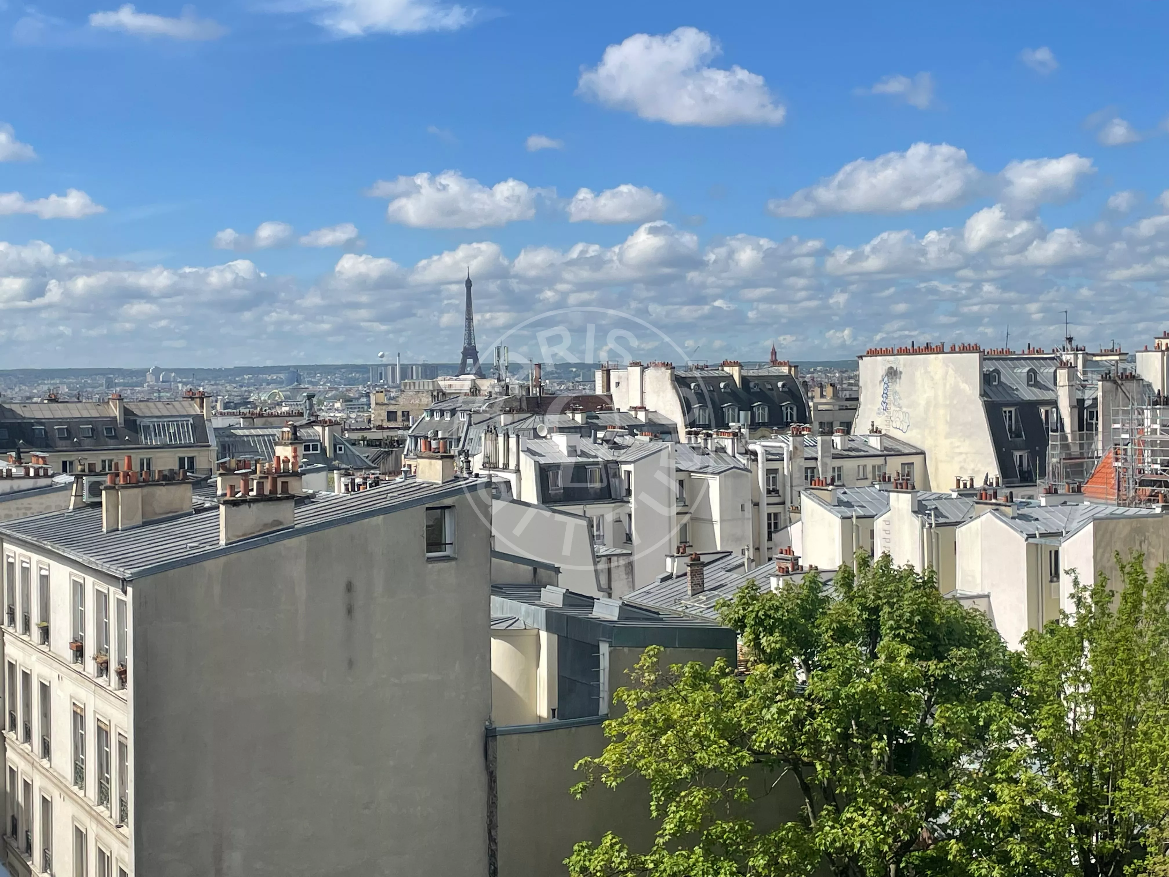 Appartement Rue Germain Pilon à Paris