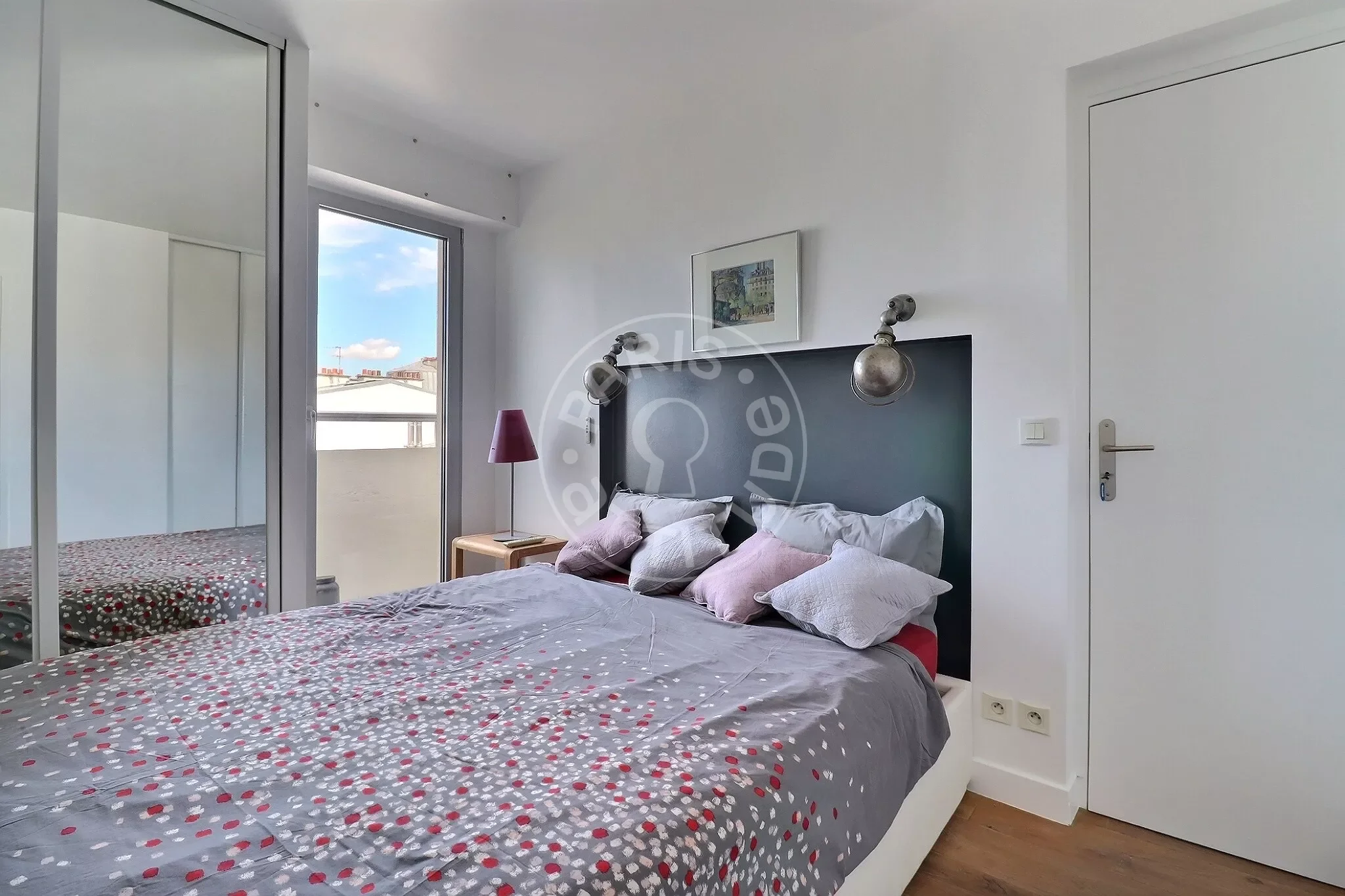 Appartement Rue Germain Pilon à Paris