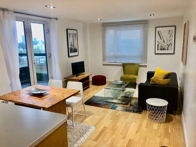 Room Limeharbour in Greater London