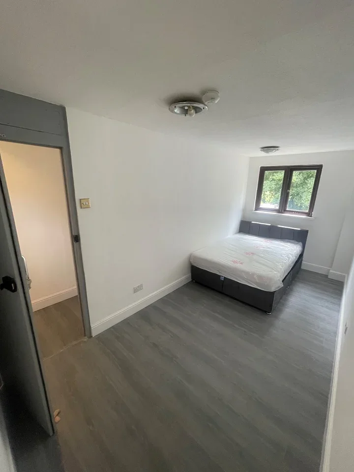 Room Malyons Place in Basildon