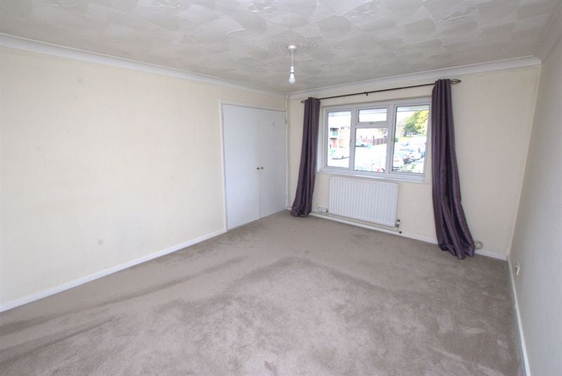 Flat Goldthorne Close in Maidstone