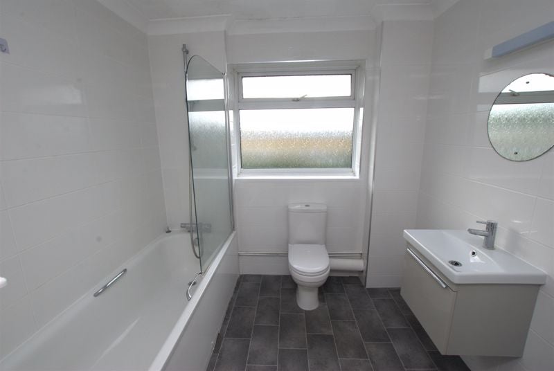 Flat Goldthorne Close in Maidstone