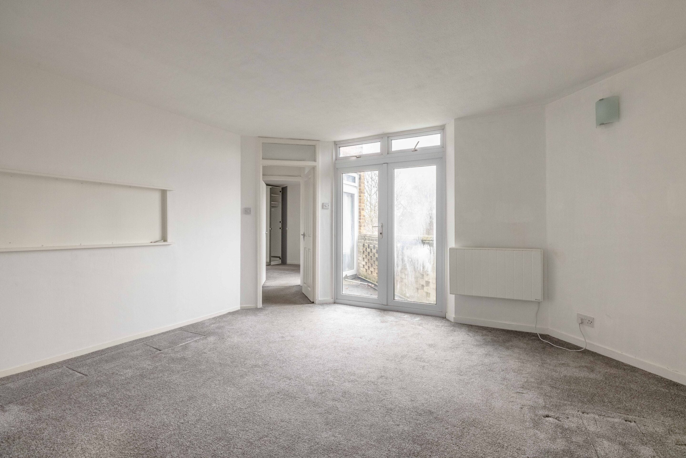 Flat Sussex Close in Slough