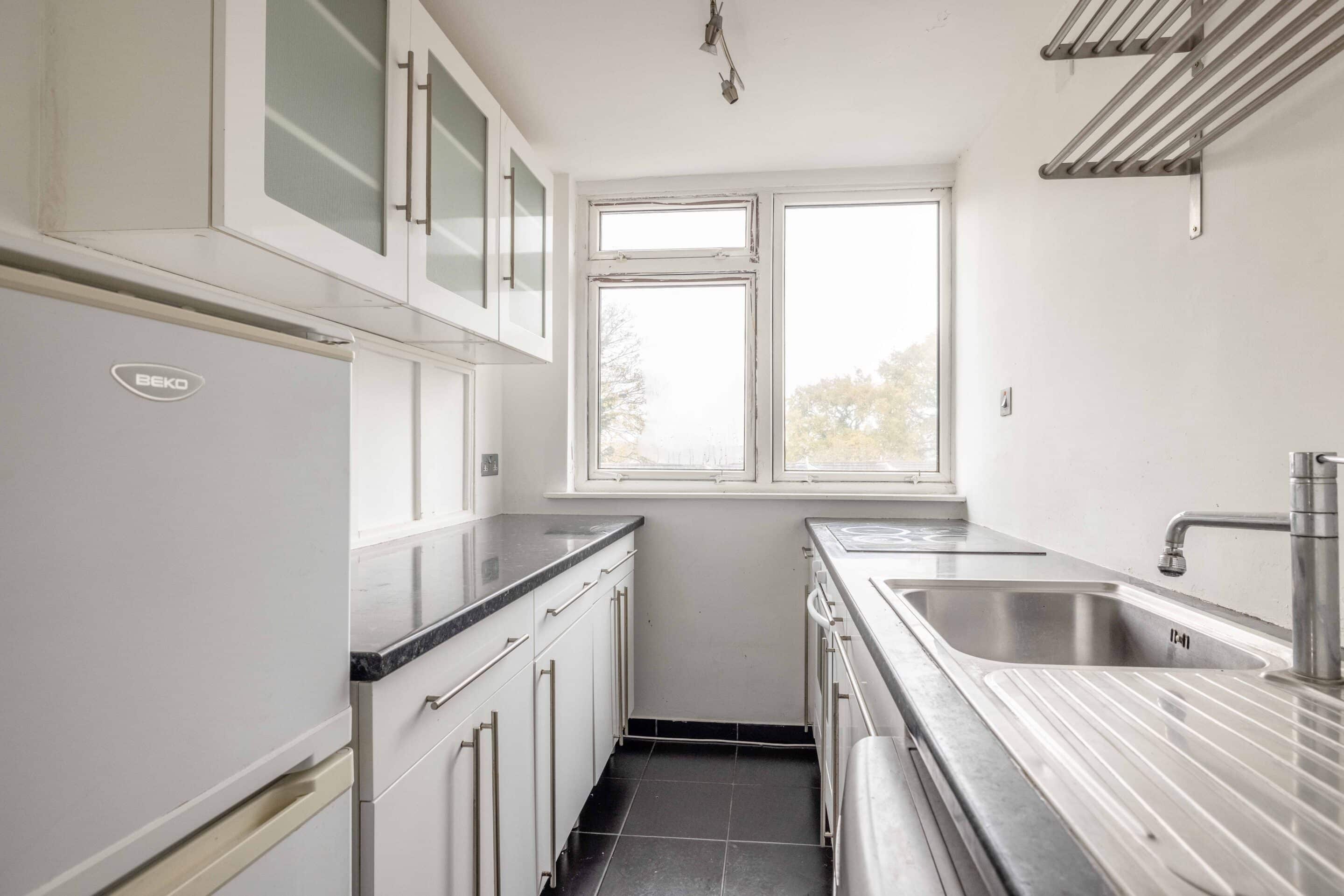 Flat Sussex Close in Slough