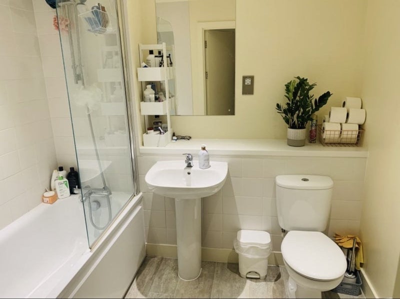Room Thunderer Walk in Greater London