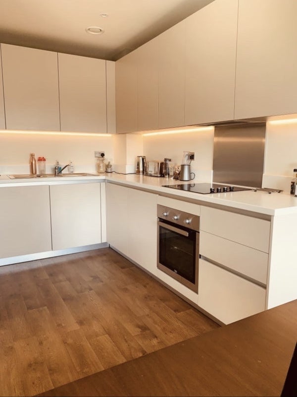Room Thunderer Walk in Greater London