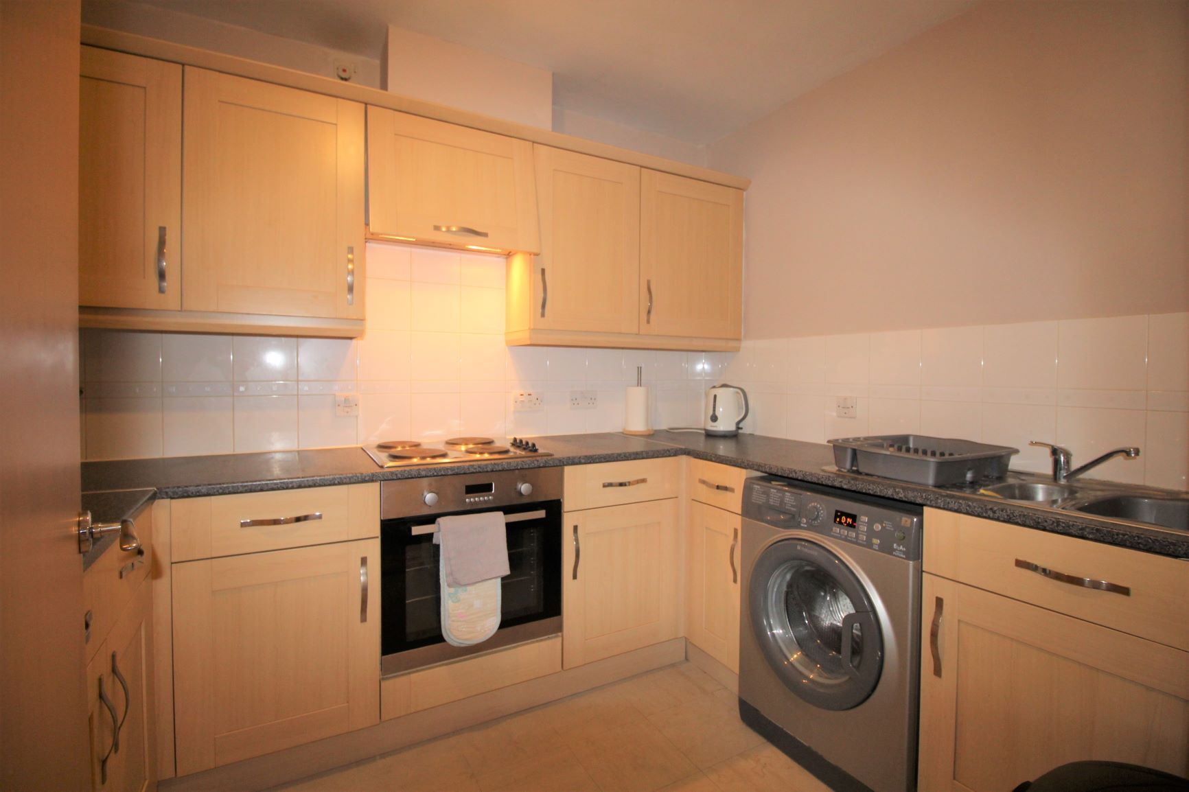 Flat Bingley Court in Canterbury