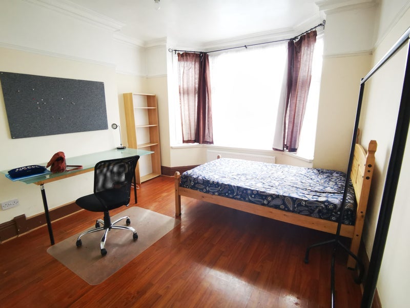 Room St Patrick's Road in Coventry