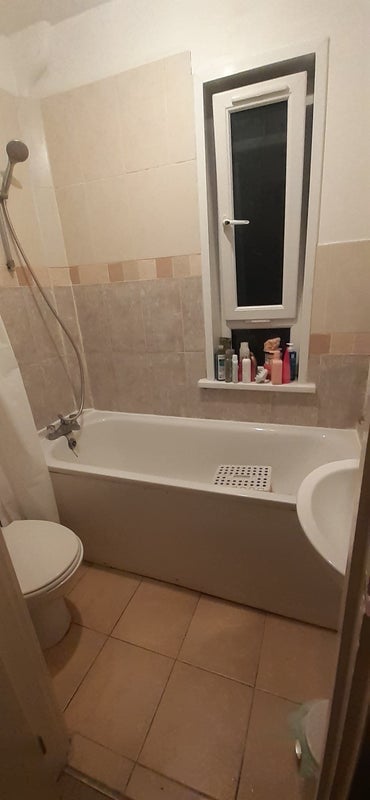 Room Elim Street in Greater London