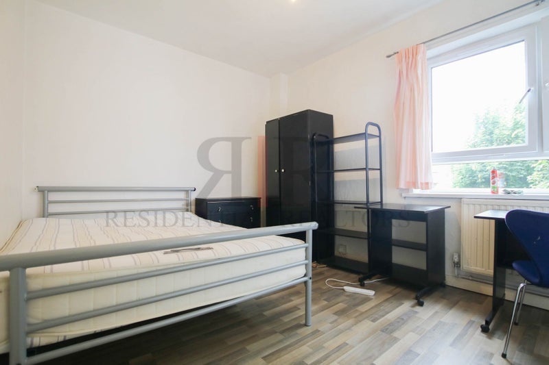 Room Elim Street in Greater London
