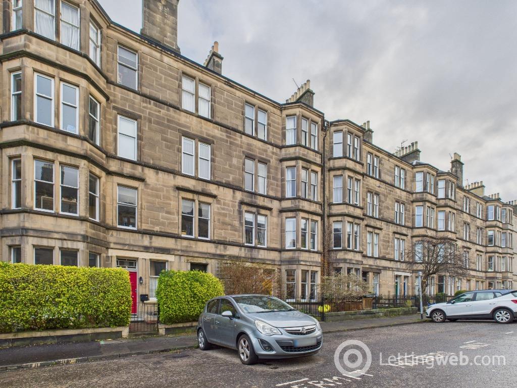Flat Arden Street in City of Edinburgh