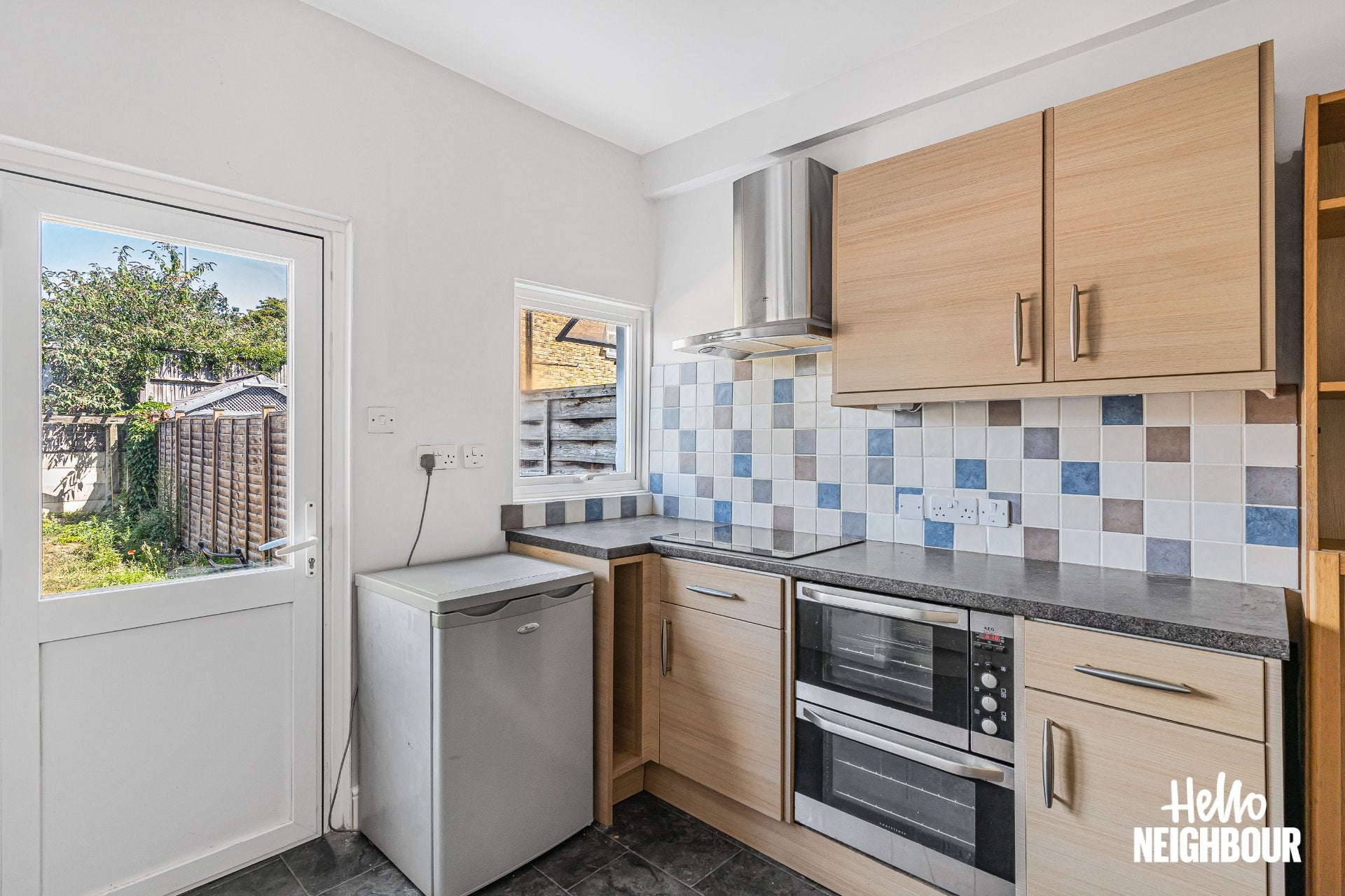 Flat Finborough Road in Greater London