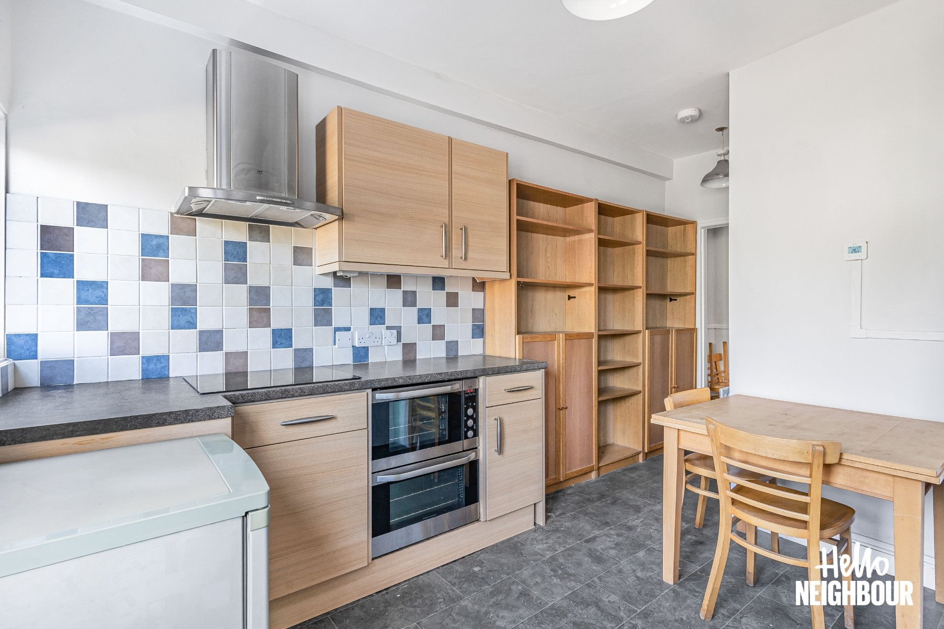Flat Finborough Road in Greater London