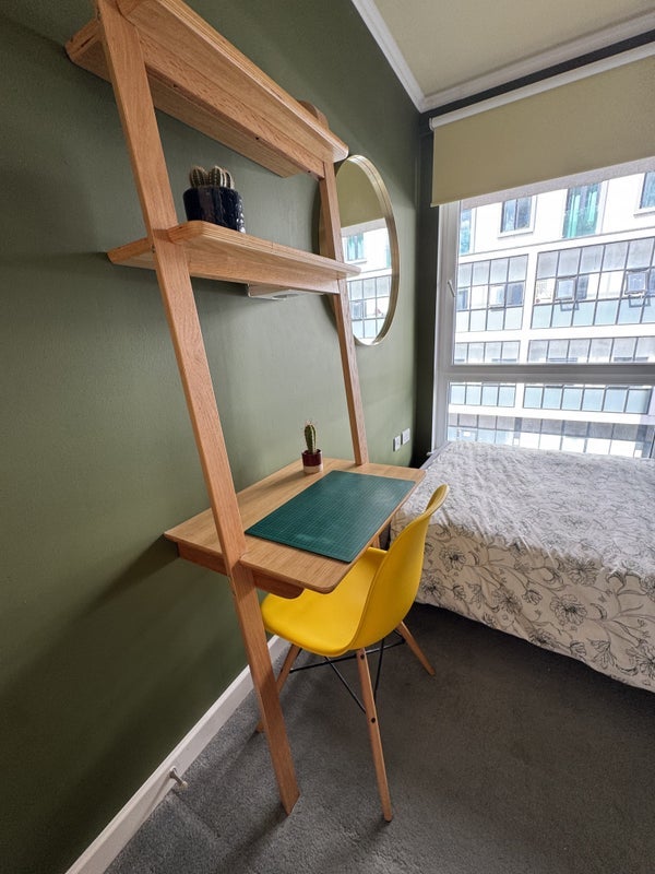 Room Minerva Street in Greater London