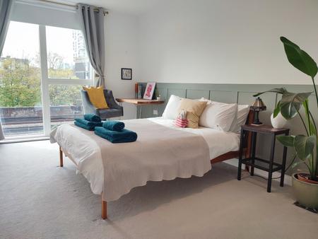 Flat Hammersmith Grove in Greater London