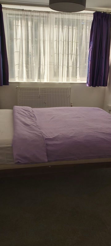 Room Beaconsfield Road in Greater London
