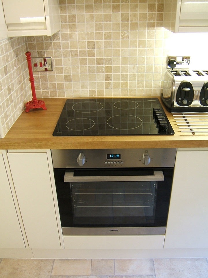 Flat Newington Butts in Greater London