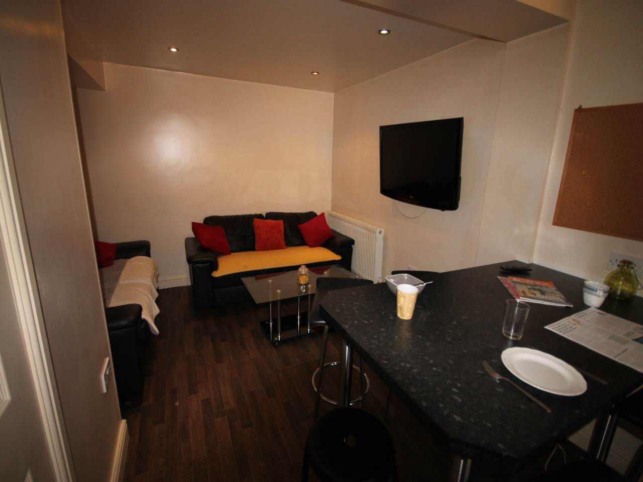 Room Ashbourne Road in Derby