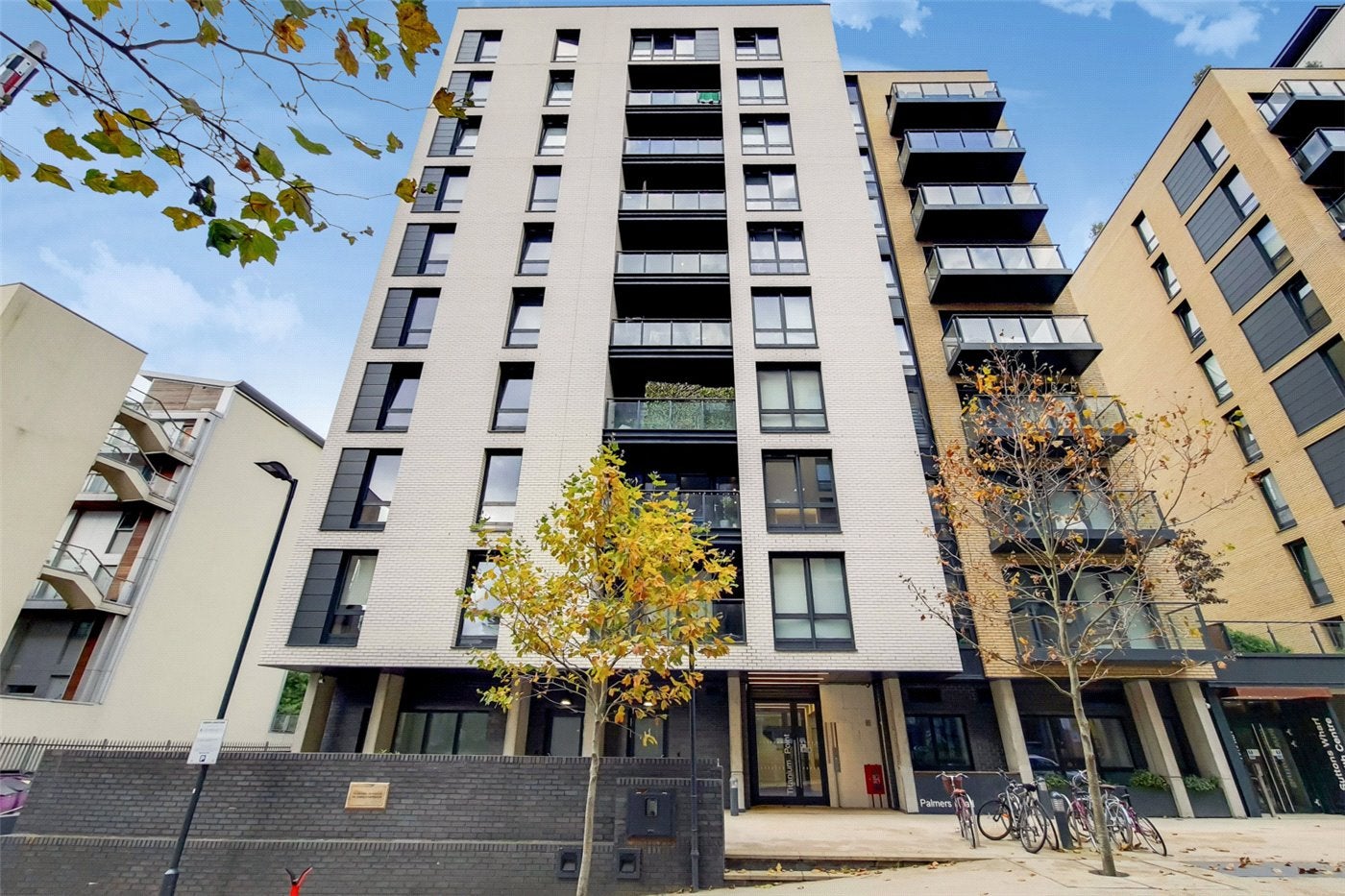 Flat Palmers Road in Greater London