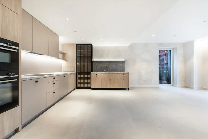 Flat Lewis Cubitt Walk in Greater London