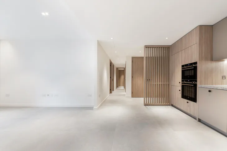 Flat Lewis Cubitt Walk in Greater London