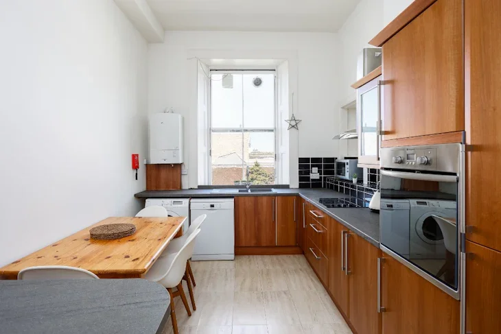 Flat Lauderdale Street in City of Edinburgh