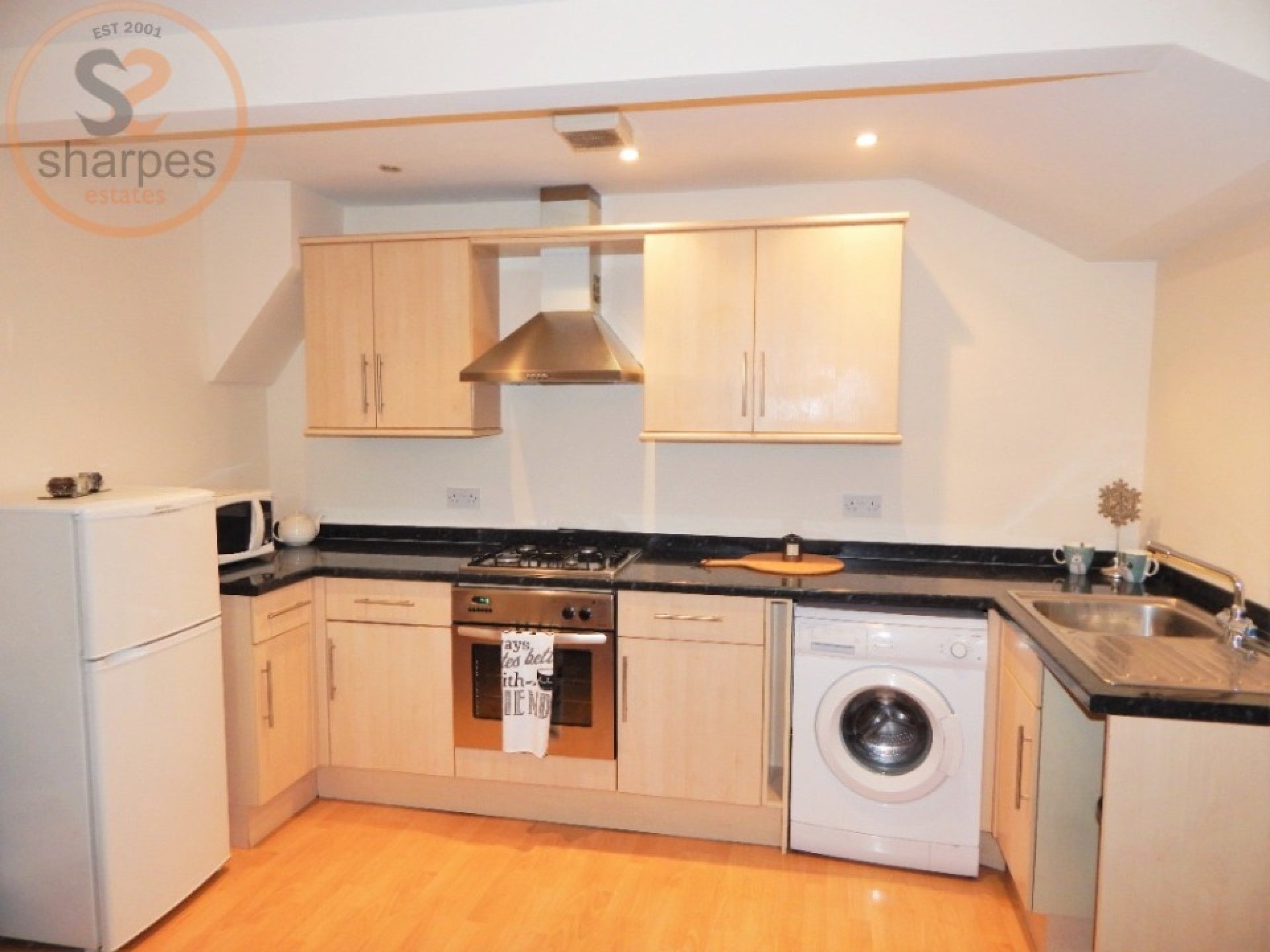 Flat Merton Road in Greater London
