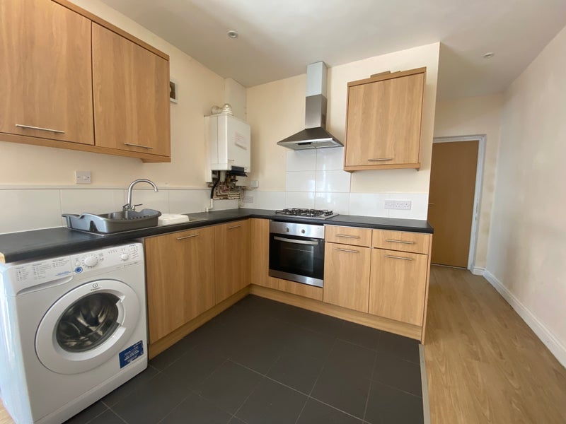 Flat Kincraig Street in Cardiff