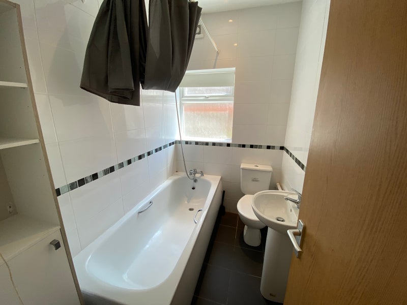 Flat Kincraig Street in Cardiff