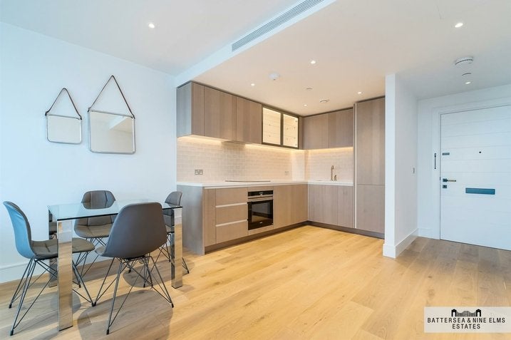 Flat Palmer Road in Greater London