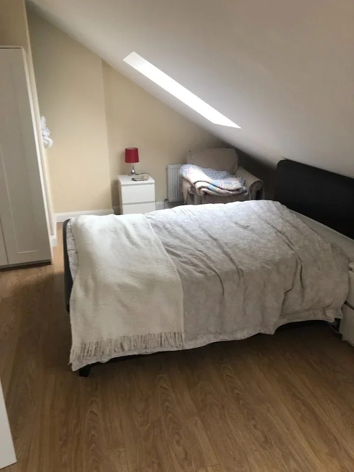 Flat Abingdon Road in Greater London
