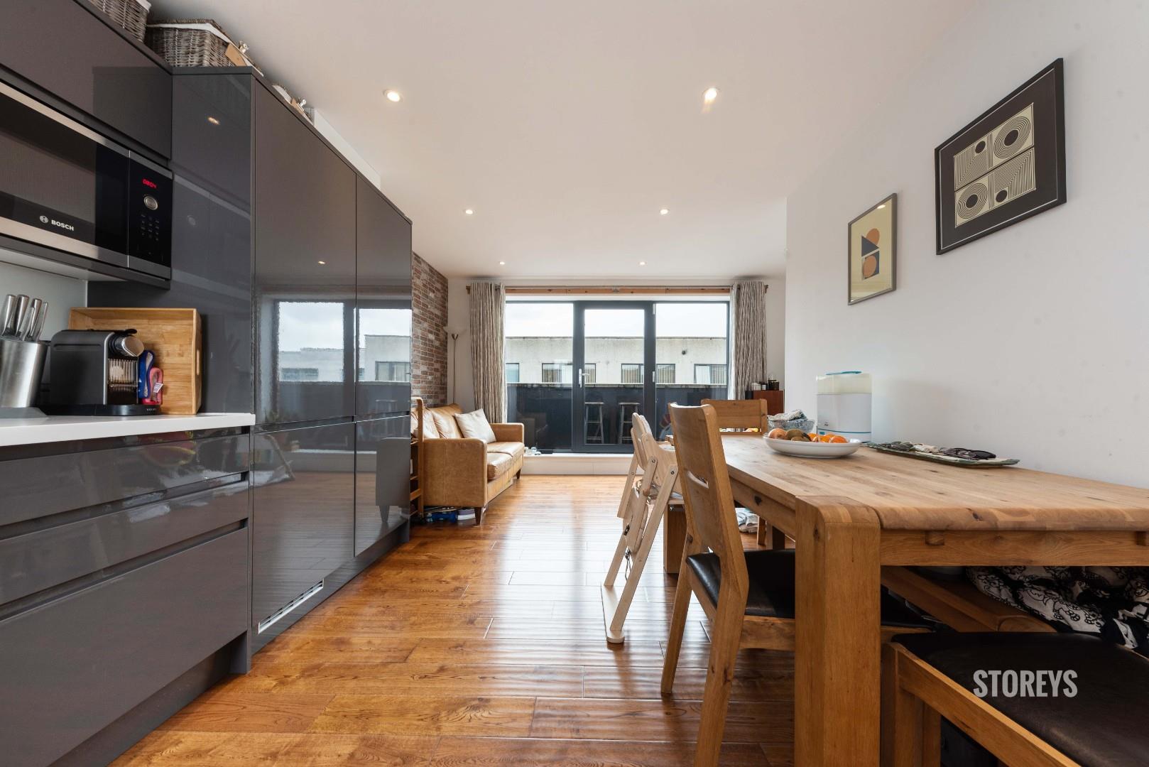 Flat Vyner Street in Greater London